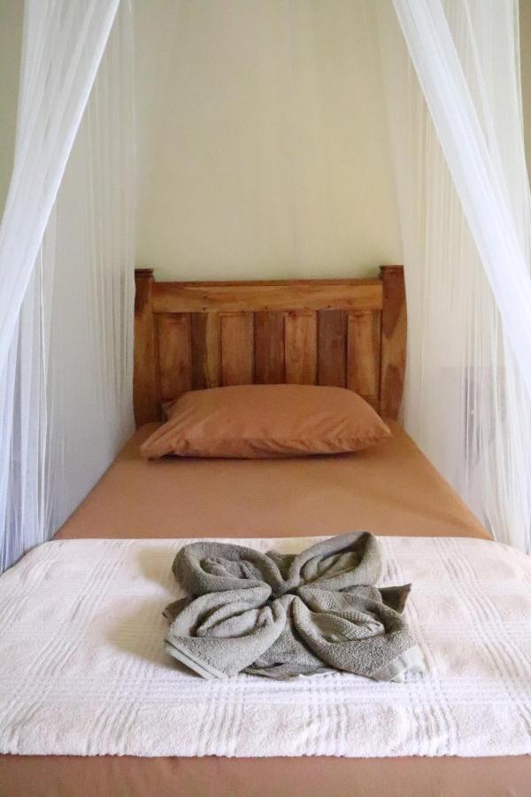 Wisma Leuser Sibayak Bukit Lawang Exterior foto